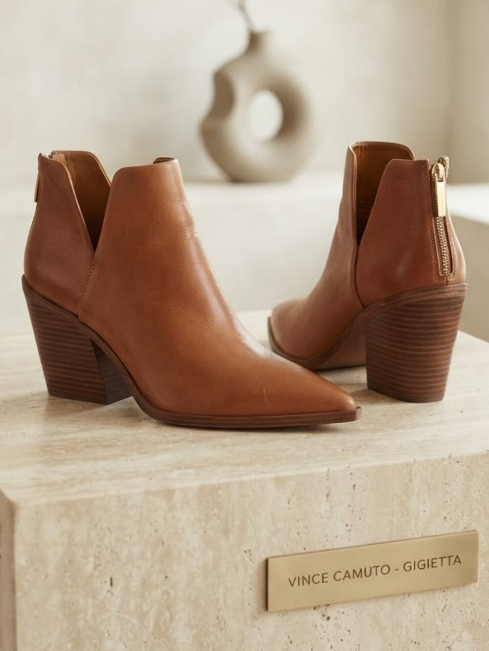 NWOT Vince Camuto 9 Cognac Leather Split Shaft Gigietta Booties Contemporary